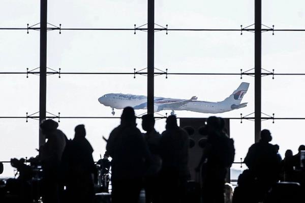 Malaysia Airlines: MH122 passengers to be transferred to next available flight 